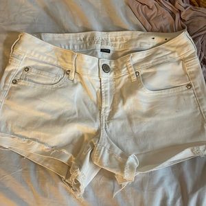 White American eagle shorts